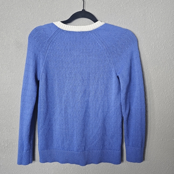 T by Talbots Petite Womens PP Blue Sweater White V Neck Tennis Preppy Resort - Picture 6 of 10